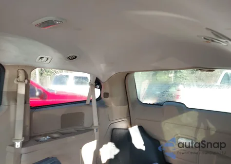 2016 Dodge Grand Caravan Sxt z USA, uszkodzony, nr VIN 2C4RDGCG2GR234959